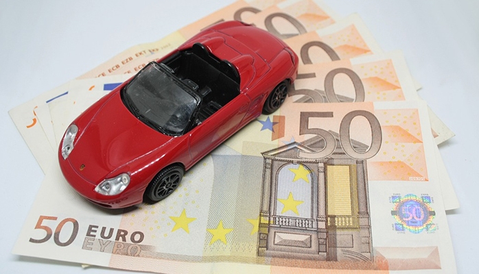 Livreur sans voiture : pas de salaire à verser et licenciement possible Livreur sans voiture : pas de salaire à verser et licenciement possible